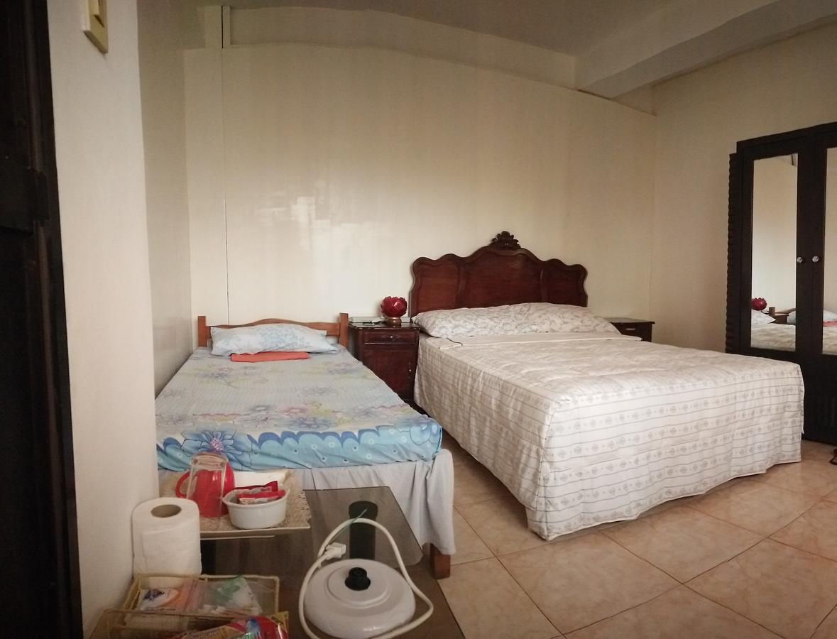 Third & Sean'S Place เลกัซปี ภายนอก รูปภาพ